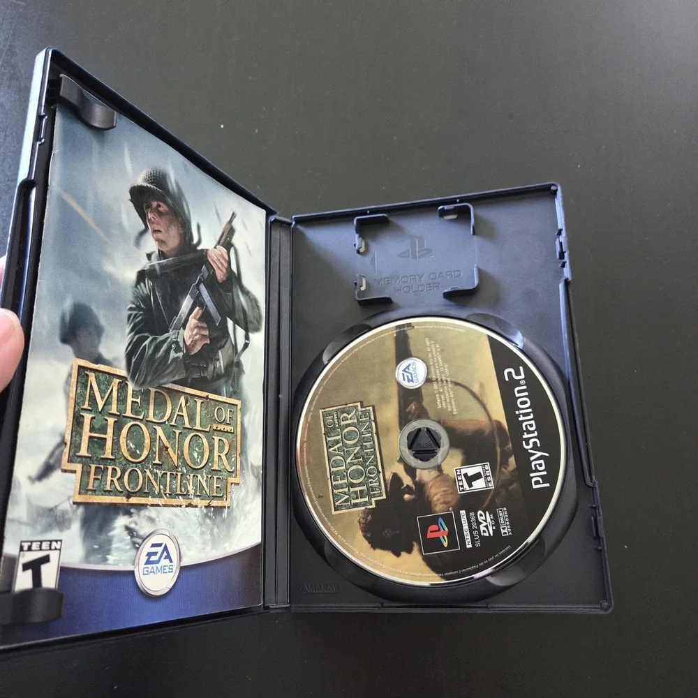 Medal of Honor:‎ Frontline (Sony PlayStation 2, 2002) CIB Complete